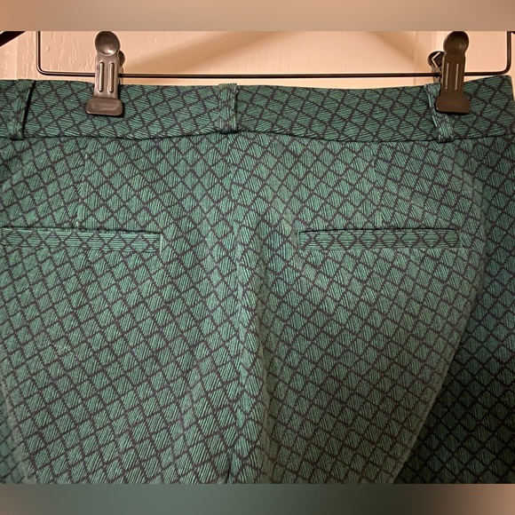 Banana Republic Sloan ankle fit pants (size 4)- dark green with navy blue design - Picture 5 of 9